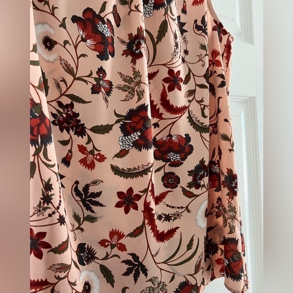 LOFT Petite Small Silk Tank Top Floral Pattern - Picture 7 of 7